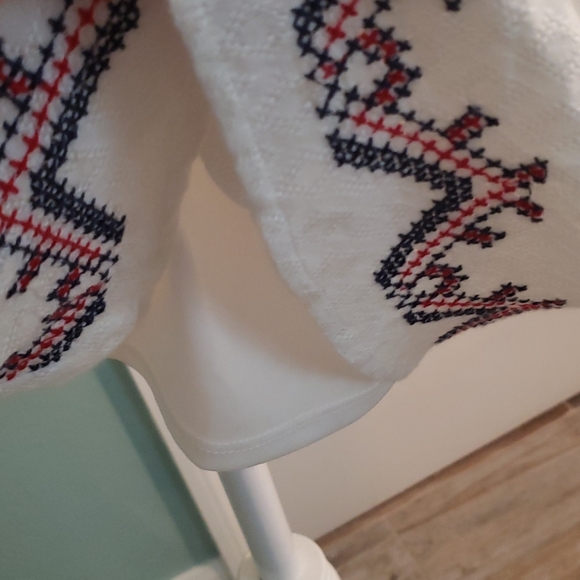 COPY - Embroidered Chelsea and Violet dress - Picture 6 of 8